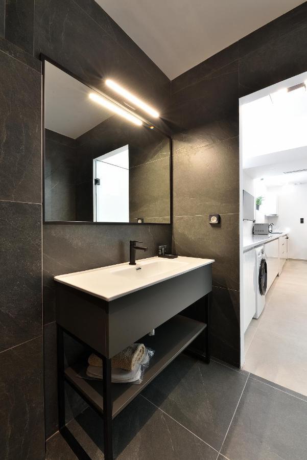 Phaedrus Living City Center Luxury Flat Skoufa Atene Esterno foto