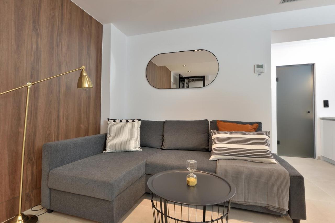 Phaedrus Living City Center Luxury Flat Skoufa Atene Esterno foto