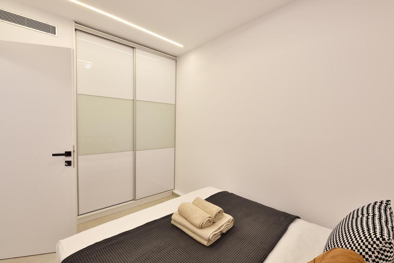 Phaedrus Living City Center Luxury Flat Skoufa Atene Esterno foto