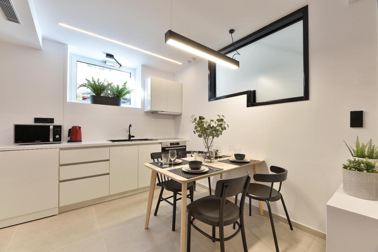 Phaedrus Living City Center Luxury Flat Skoufa Atene Esterno foto